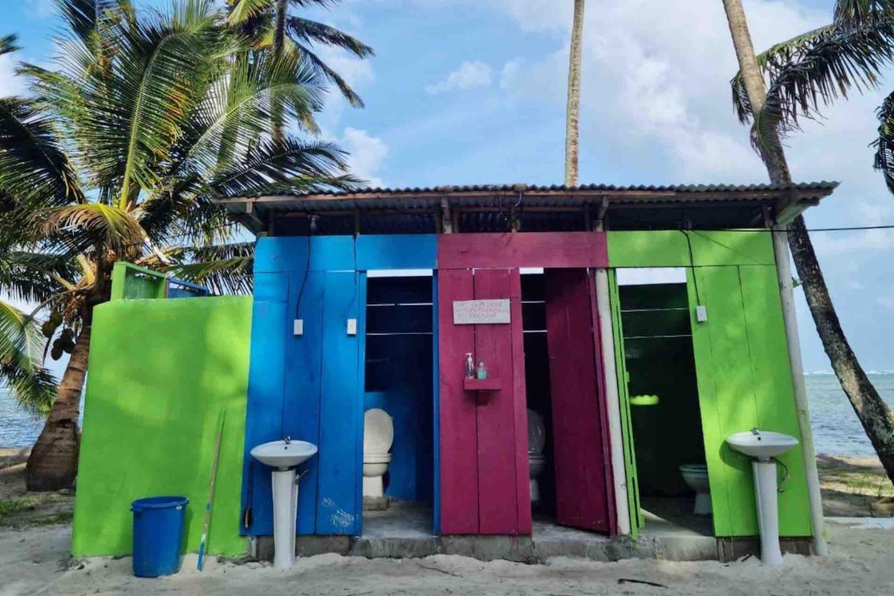 Private Room In San Blas Islands Plus Meals Waisalatupo Exterior photo