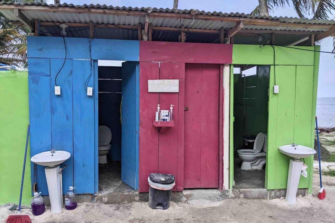 Private Room In San Blas Islands Plus Meals Waisalatupo Exterior photo