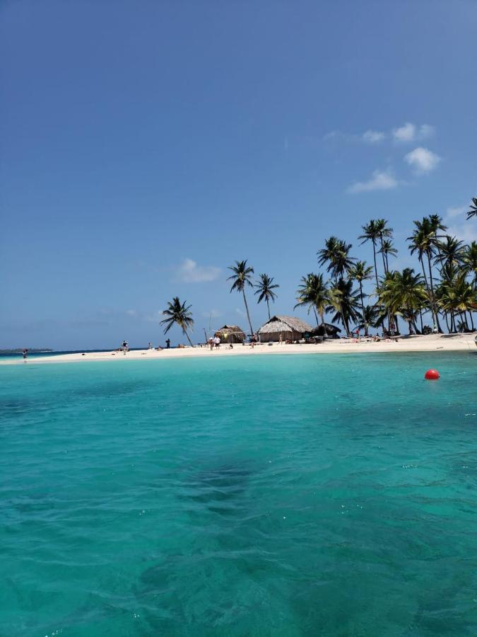 Private Room In San Blas Islands Plus Meals Waisalatupo Exterior photo