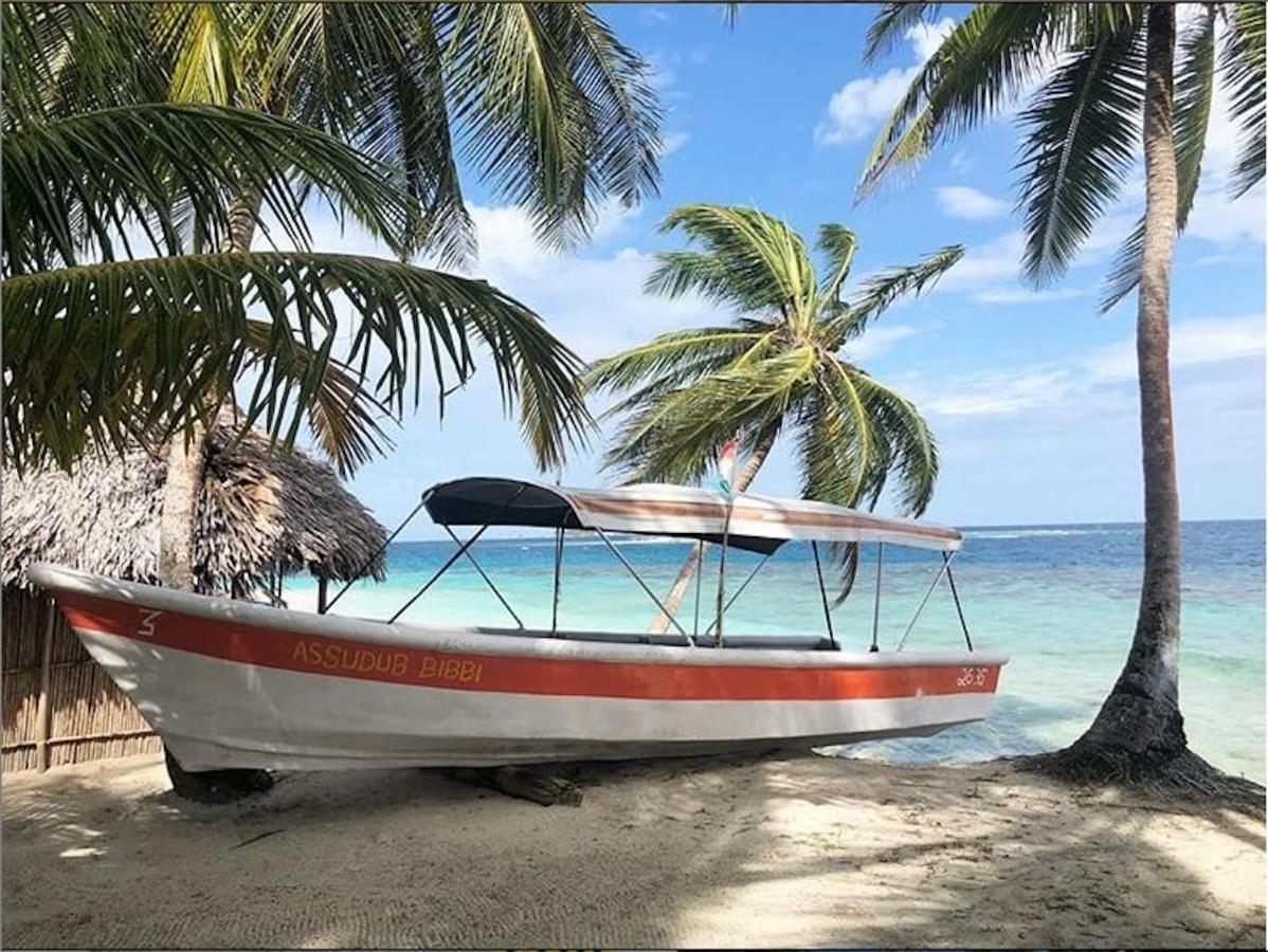 Private Room In San Blas Islands Plus Meals Waisalatupo Exterior photo